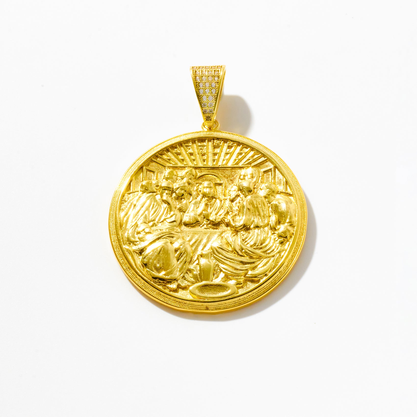 The Last Supper Medallion Pendant in 18k Gold Vermeil