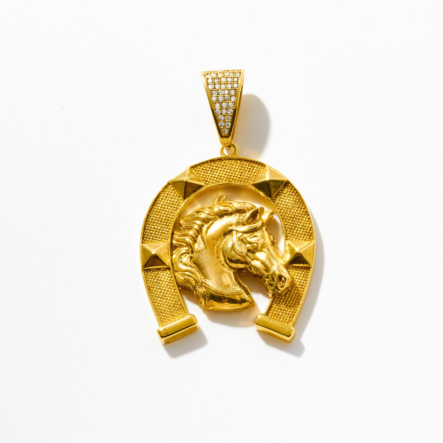 Horseshoe Pendant with Horse Head in 18k Gold Vermeil