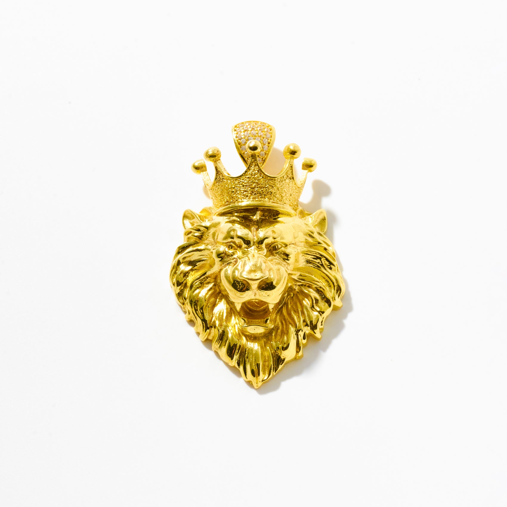 Lion Head Pendant with Crown in 18k Gold Vermeil