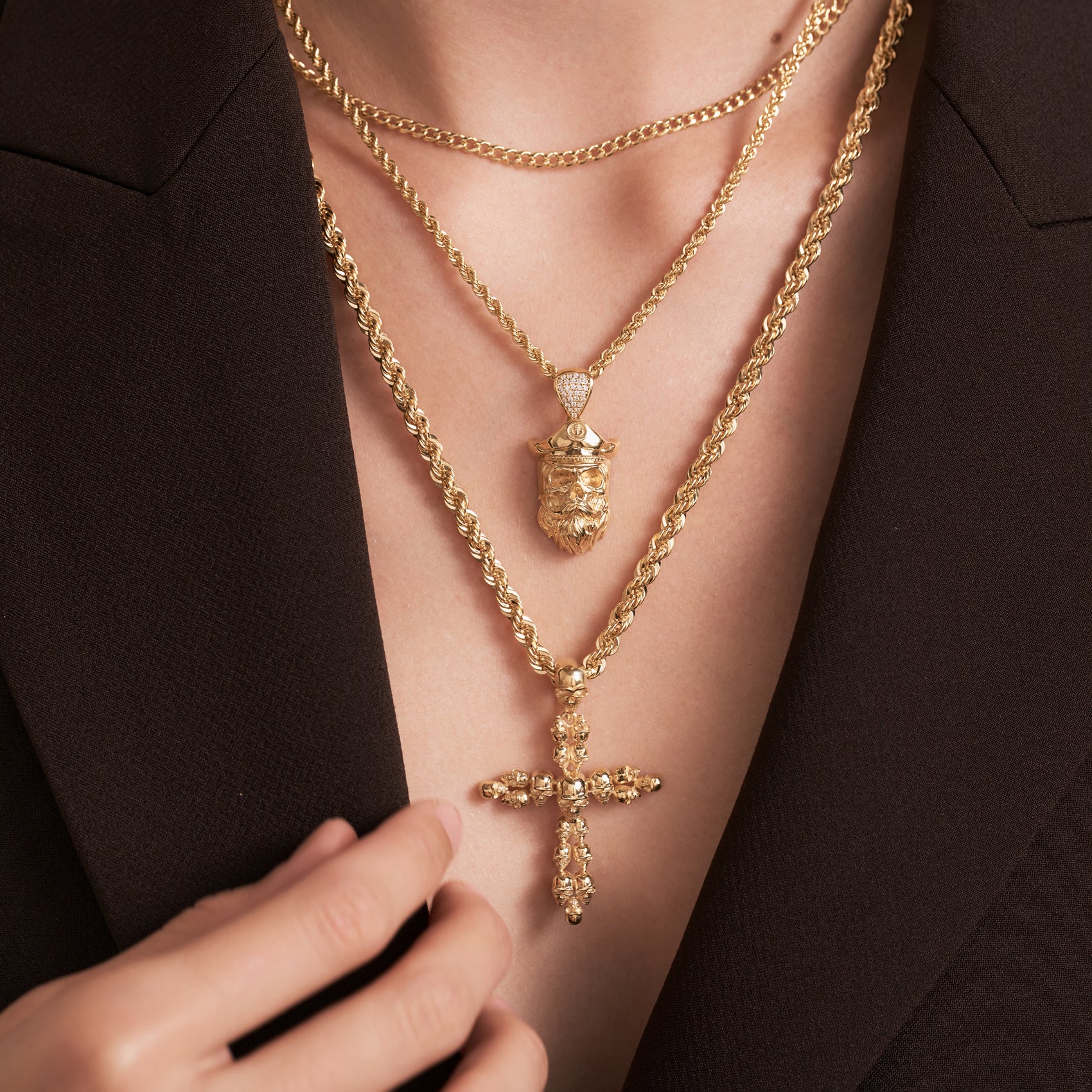 Bearded Captain Skull Pendant with Hat in 18k Gold Vermeil