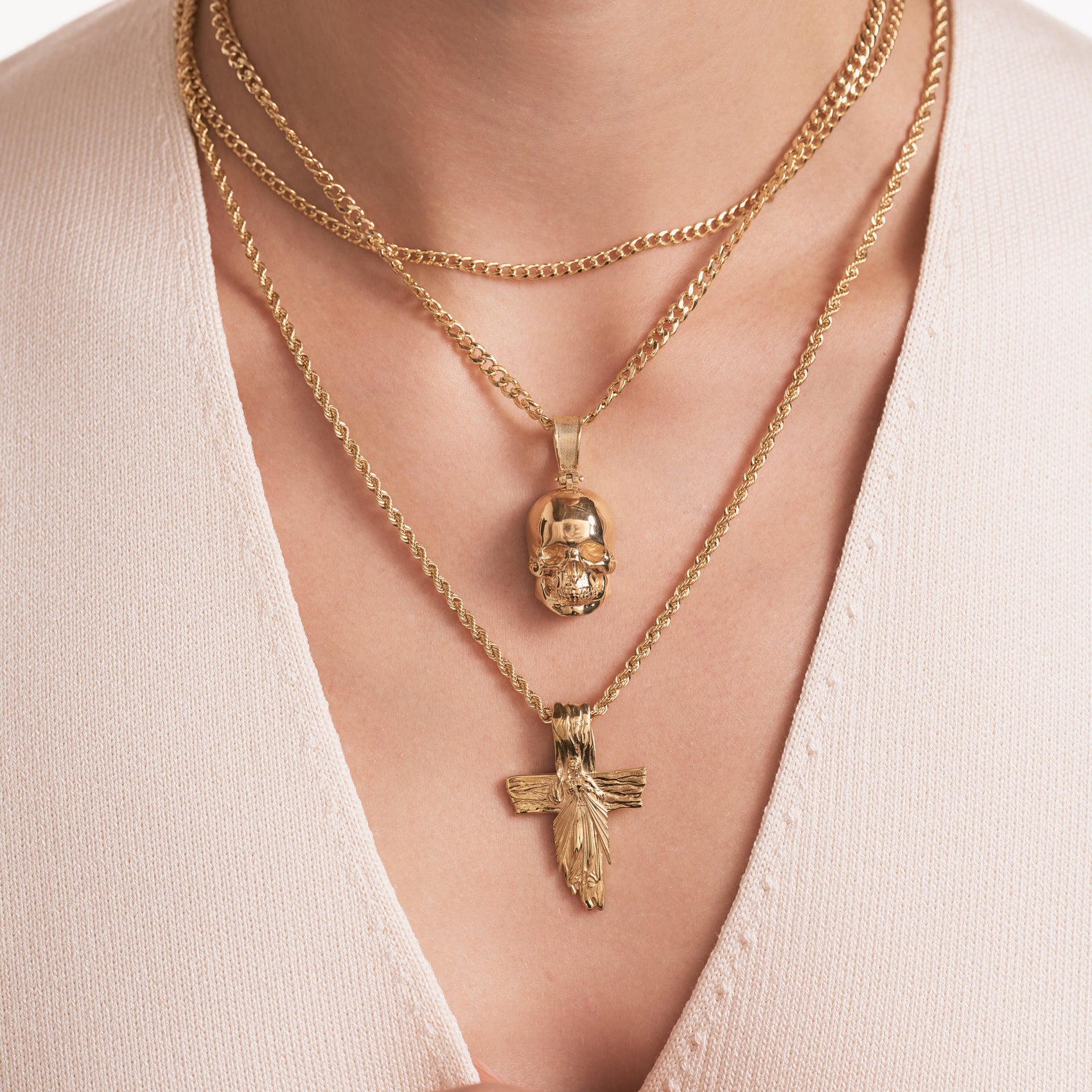 Gold High Polish 3D Gold Skull Pendant